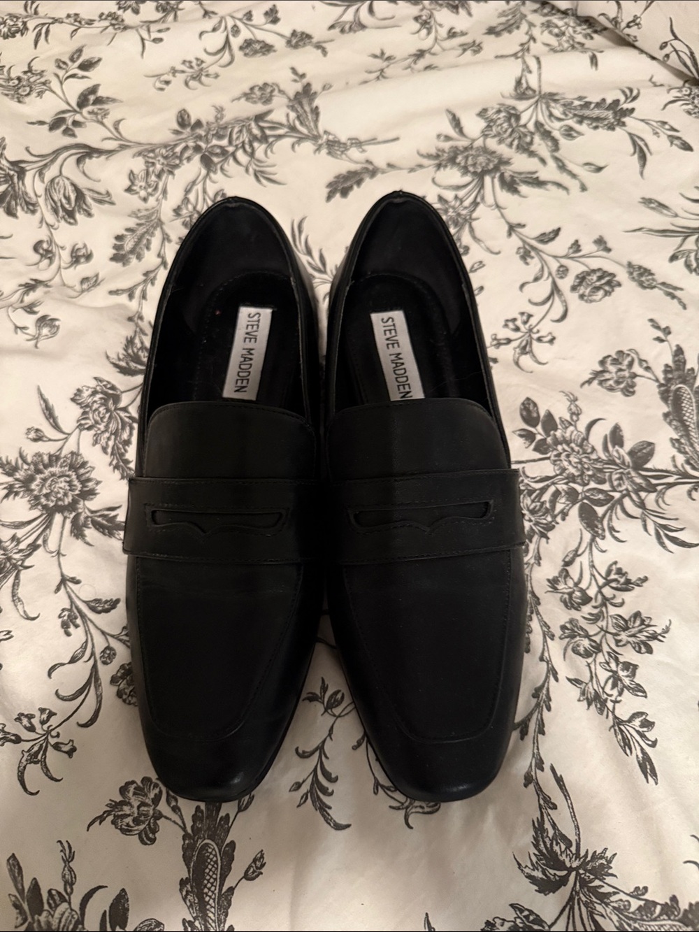 Steve Madden Black Women’s Classic Penny Loafers